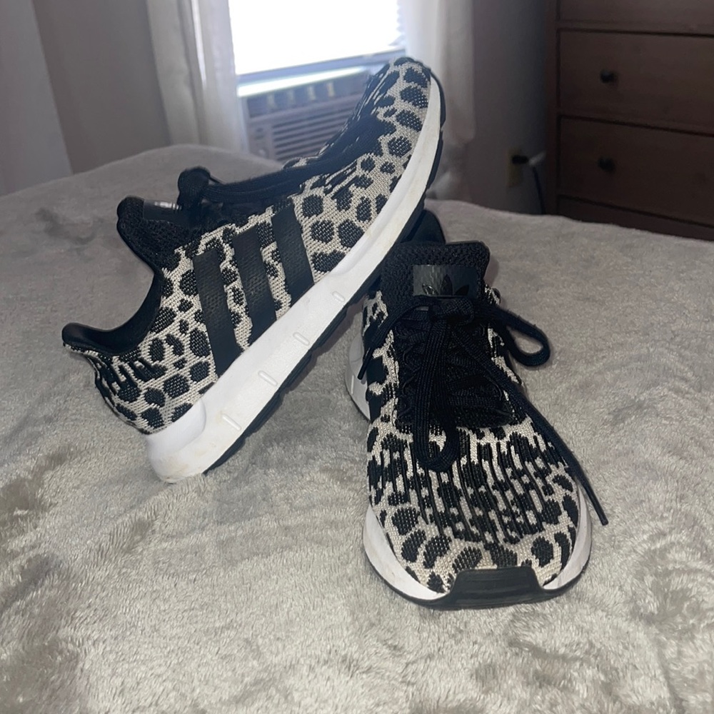 Women’s Adidas Sneakers